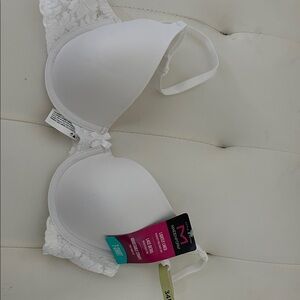 Madden Girl White Lace-Back T-Shirt Bra with Molded Cups